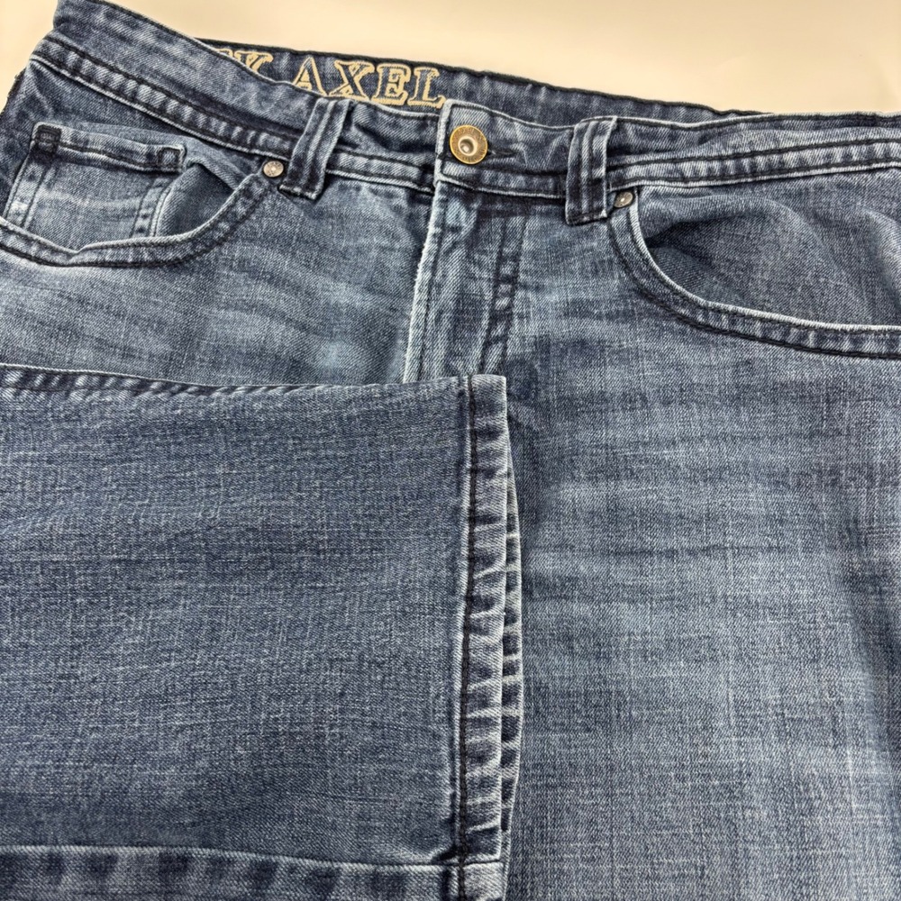 TK Axel Jeans Mens 36x30 Blue Medium Wash Straight Leg Stretch Denim Embroidered